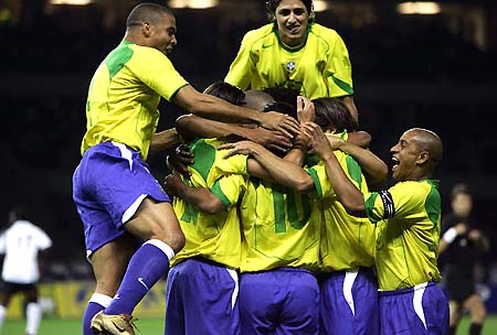 手的远投逐 手的远投逐