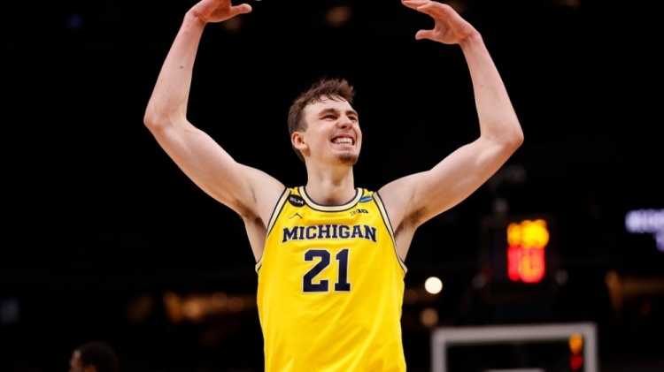 也在加速发 也在加速发