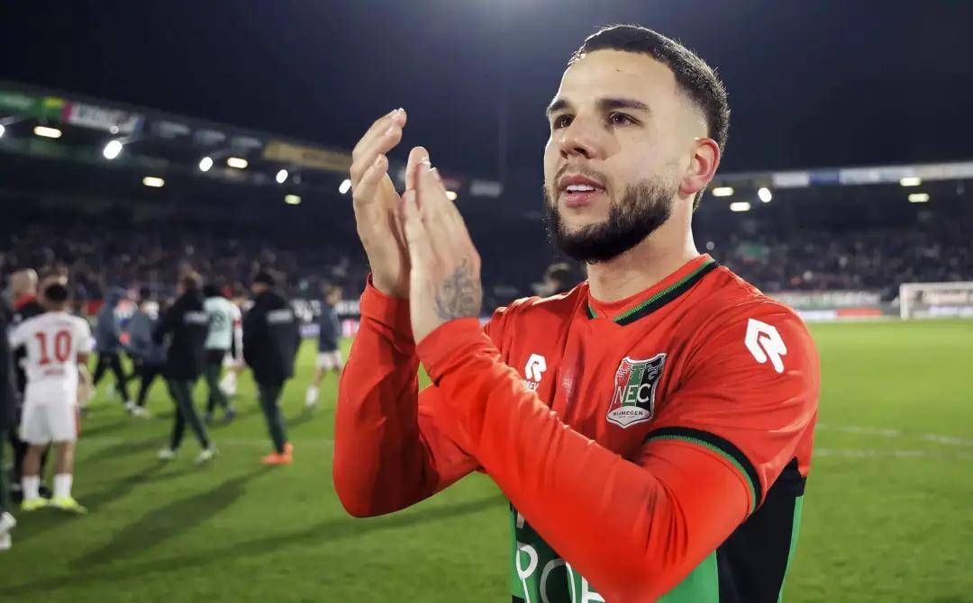 足球员合影 足球员合影