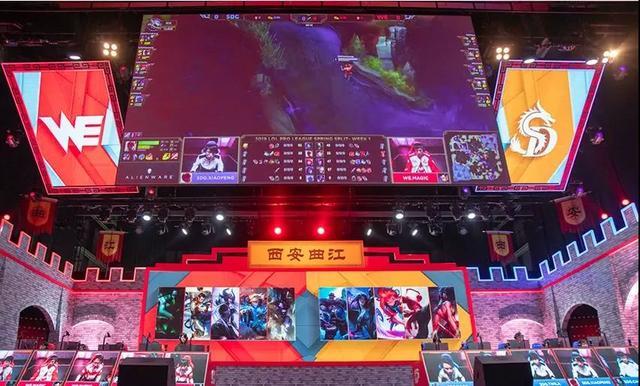 球迷们渴望 球迷们渴望