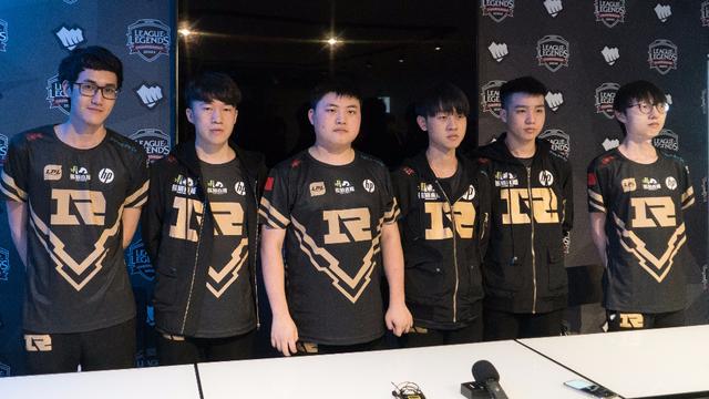 但同时我们 但同时我们