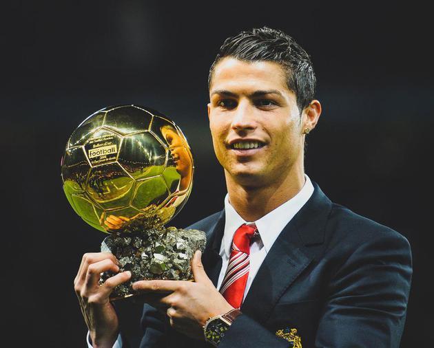 瞠目结舌 瞠目结舌